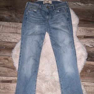 HOLLISTER boot cut jeans 👖👢